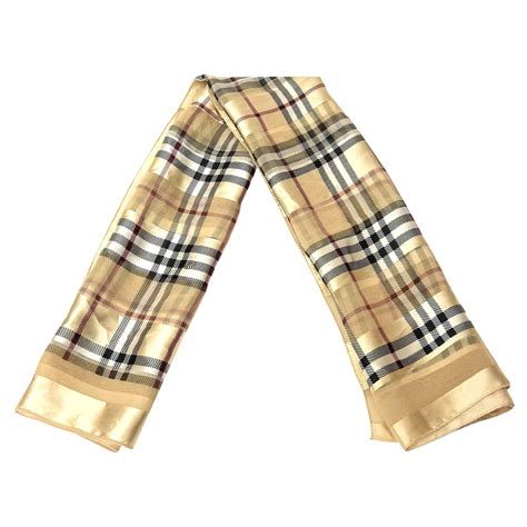 burberry initial scarf